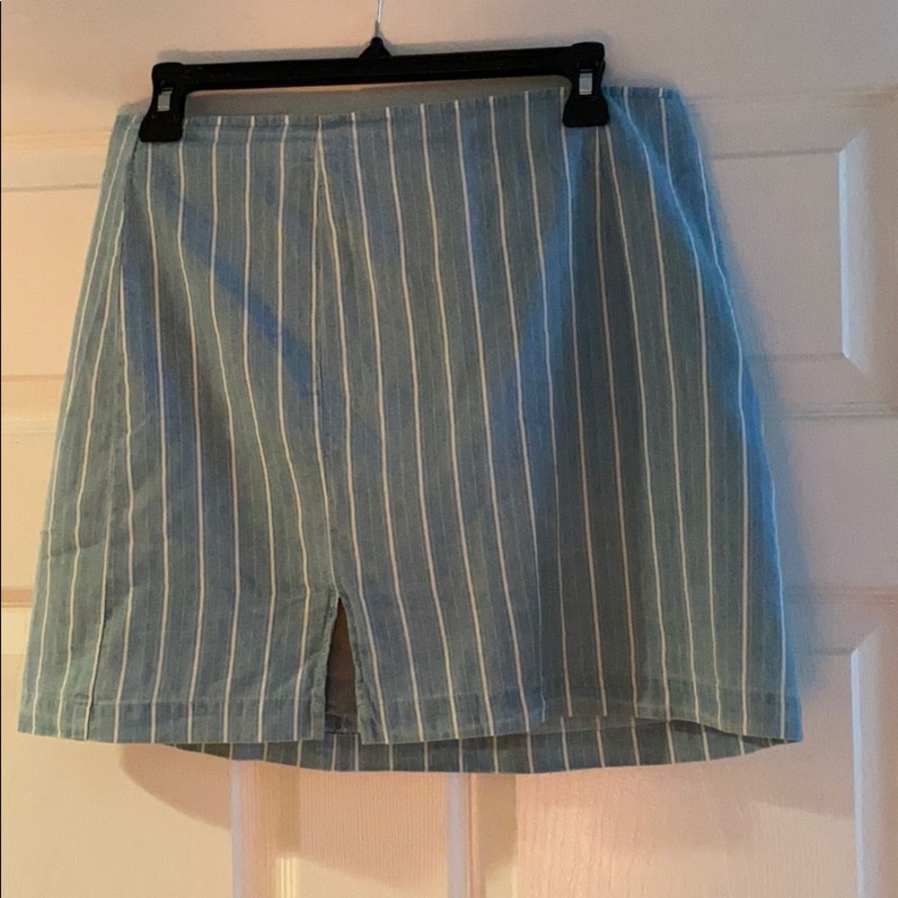 Forever 21 mini skirt - hardly worn